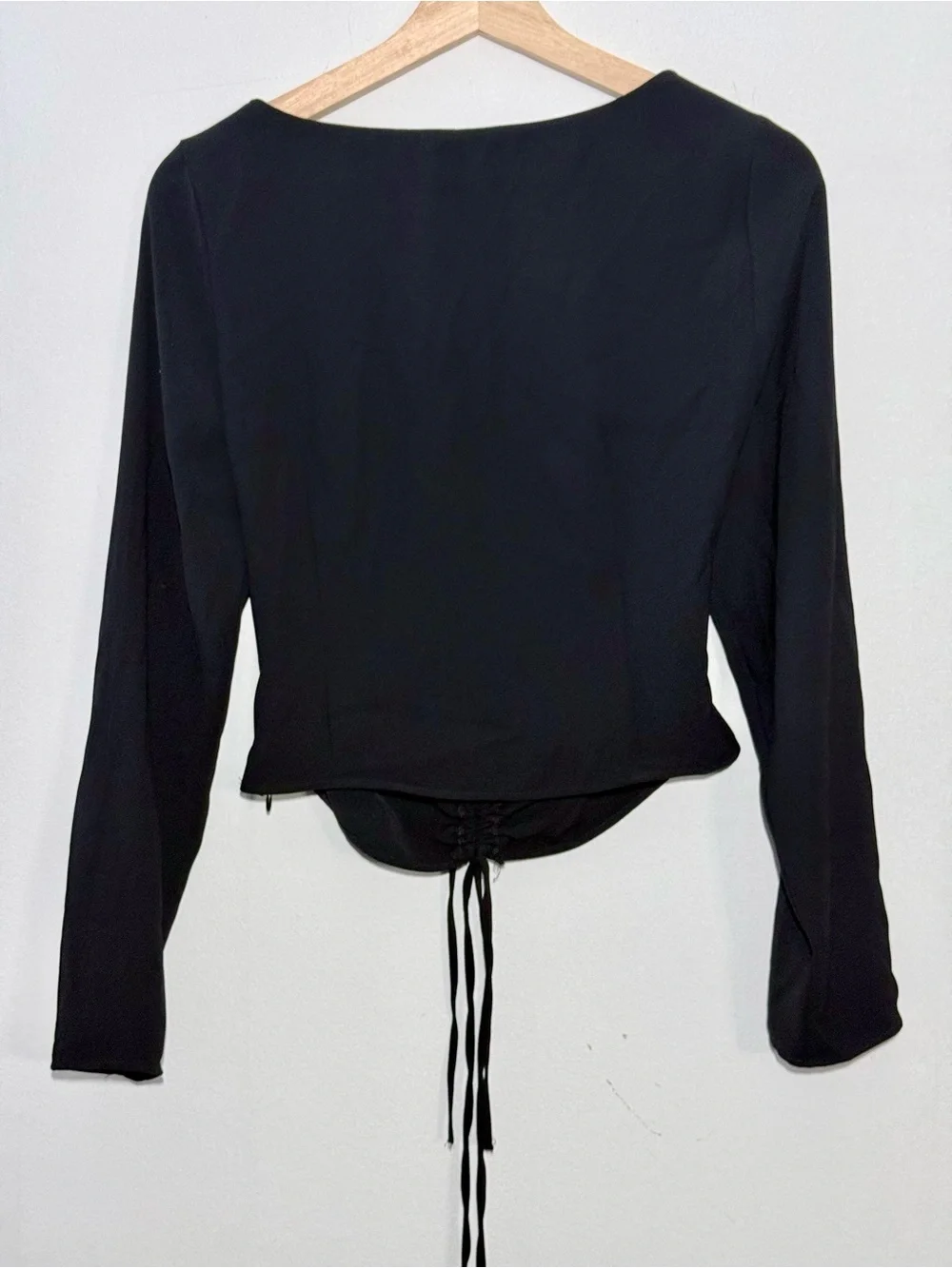Zara Black Ruched Tie Front Long Sleeve Crop Top Size M Cutout